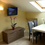 Apartment Aurora Sirmione Appartamenti *