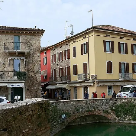 Aurora Sirmione