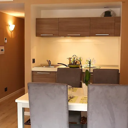 Aurora Appartement Sirmione